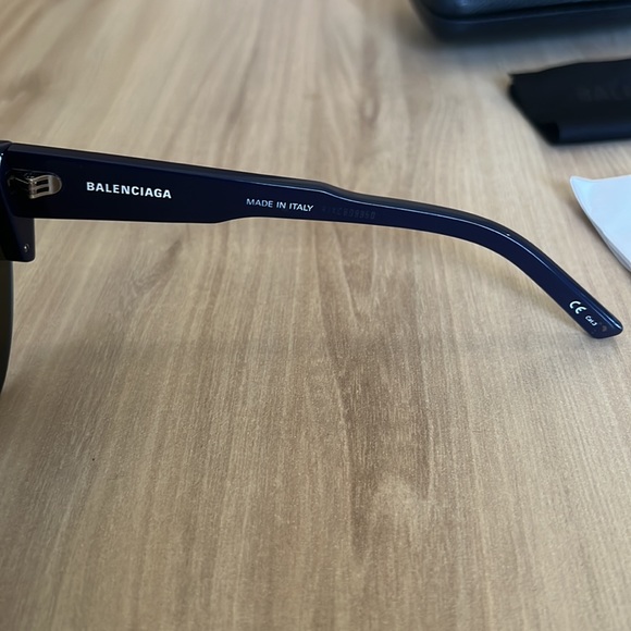 Blue White Balenciaga BB0004S 010 - Picture 4 of 6